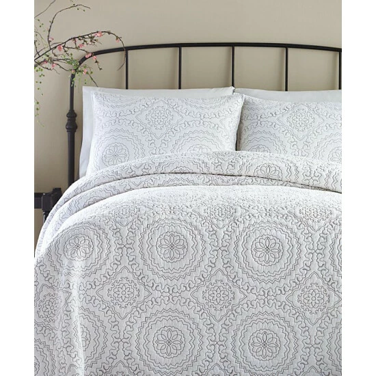 Cheap 🎁 Jessica Simpson Medallion Quilt, Full/Queen White 👍